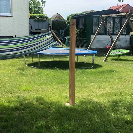 Kleine Gemuetliche Einliegerwohnung Mit Garten Und Pool Apartament *