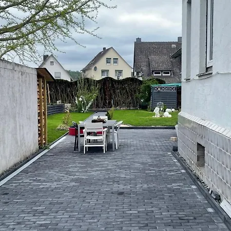 Kleine Gemuetliche Einliegerwohnung Mit Garten Und Pool דירה Nordstemmen