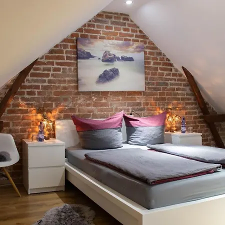 Kleine Gemuetliche Einliegerwohnung Mit Garten Und Pool * Nordstemmen