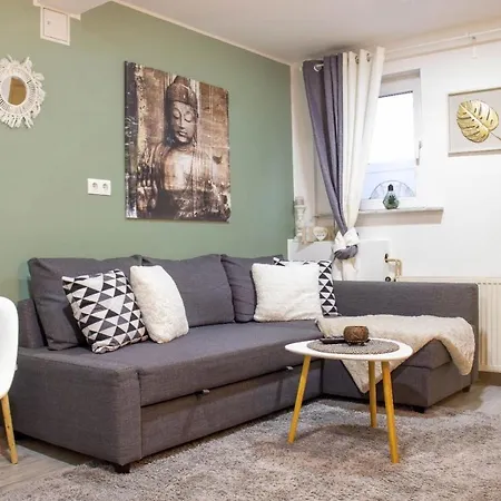 דירה Kleine Gemuetliche Einliegerwohnung Mit Garten Und Pool Nordstemmen