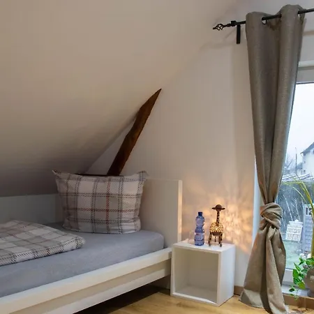 דירה Kleine Gemuetliche Einliegerwohnung Mit Garten Und Pool Nordstemmen