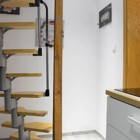 דירה Kleine Gemuetliche Einliegerwohnung Mit Garten Und Pool