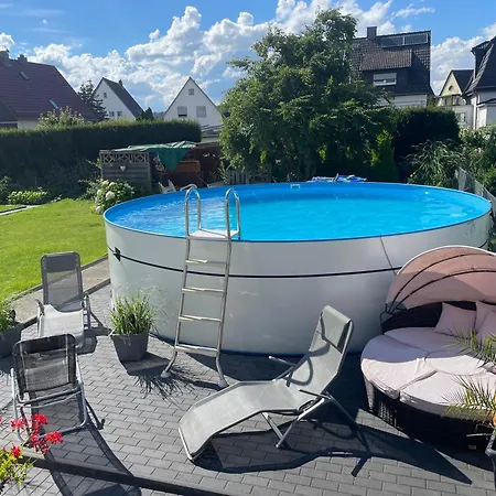 Kleine Gemuetliche Einliegerwohnung Mit Garten Und Pool