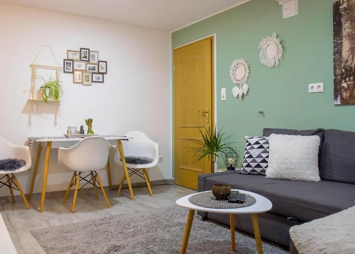 Apartamento Kleine Gemütliche Einliegerwohnung Mit Garten Und Pool *