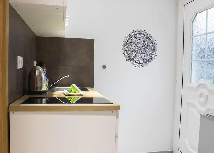 Apartamento Kleine Gemütliche Einliegerwohnung Mit Garten Und Pool *